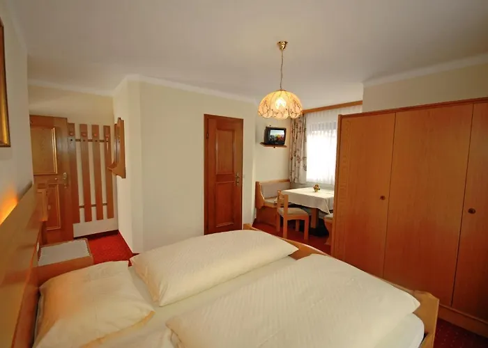 Riedlsperger לינה וארוחת בוקר