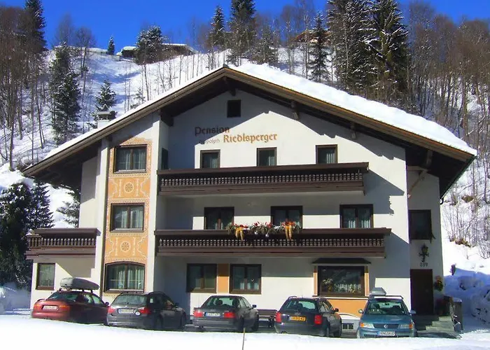 Riedlsperger לינה וארוחת בוקר 3*