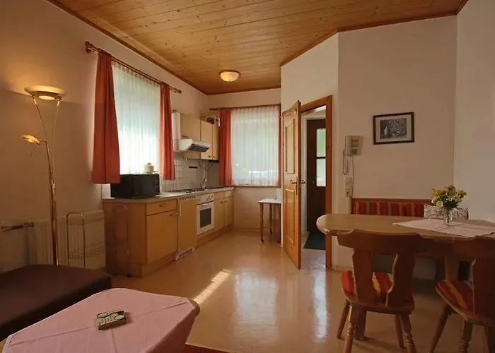 לינה וארוחת בוקר Riedlsperger