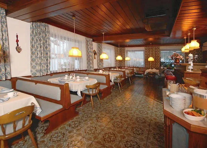 Riedlsperger לינה וארוחת בוקר 3*