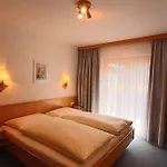 Bed & Breakfast Riedlsperger 3*