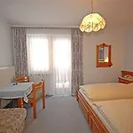 Riedlsperger Bed & Breakfast 3*