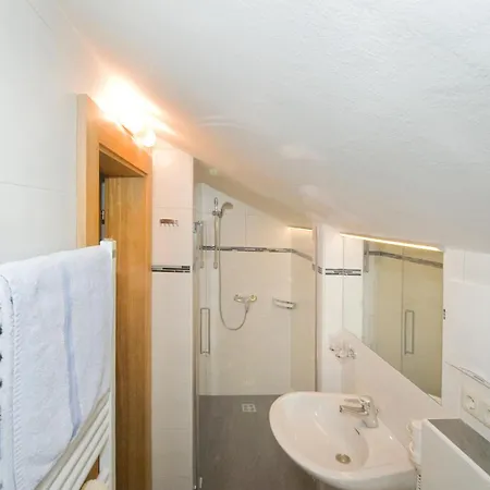 Riedlsperger Bed & Breakfast 3*