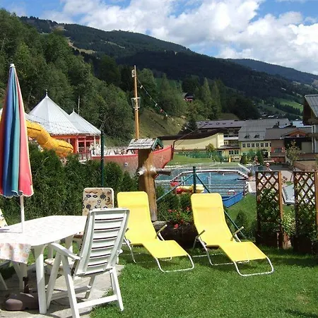 Riedlsperger Bed & Breakfast 3*